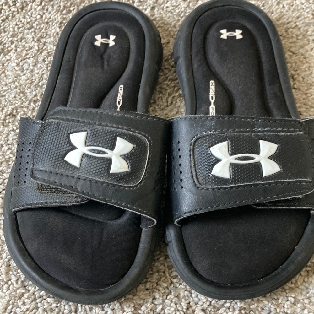 Under Armor slides